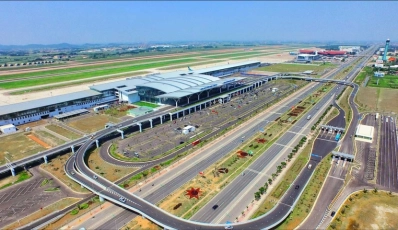 Noi Bai International airport guide