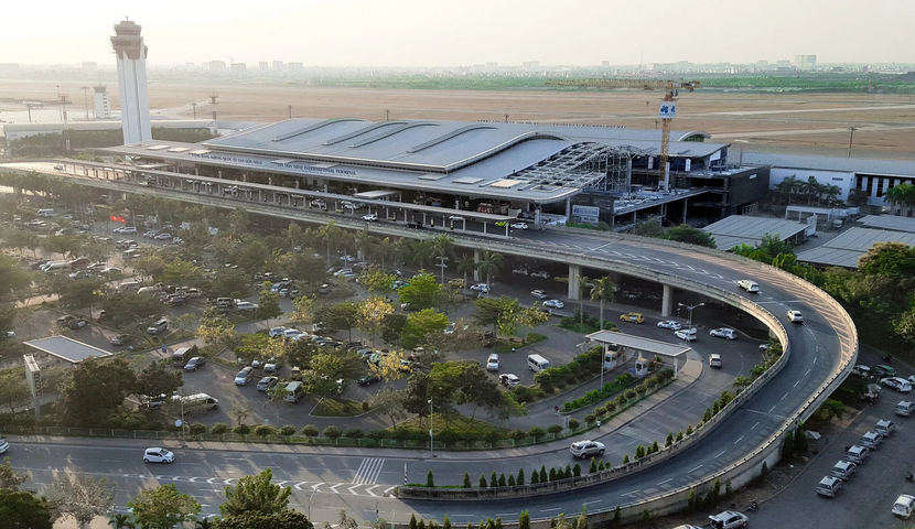 Tan Son Nhat International airport guide