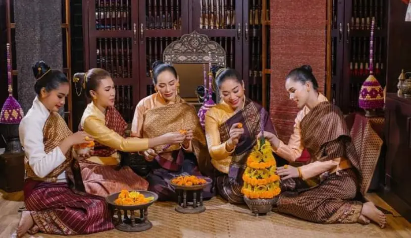 do and dont in lao vietnam travel must do