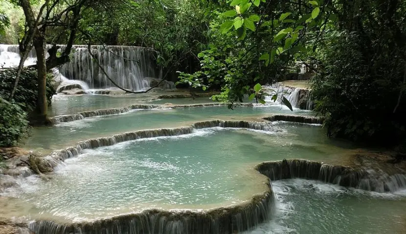 top thing to do in luang prabang kuang si falls