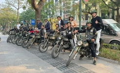 Minks tour in Hanoi