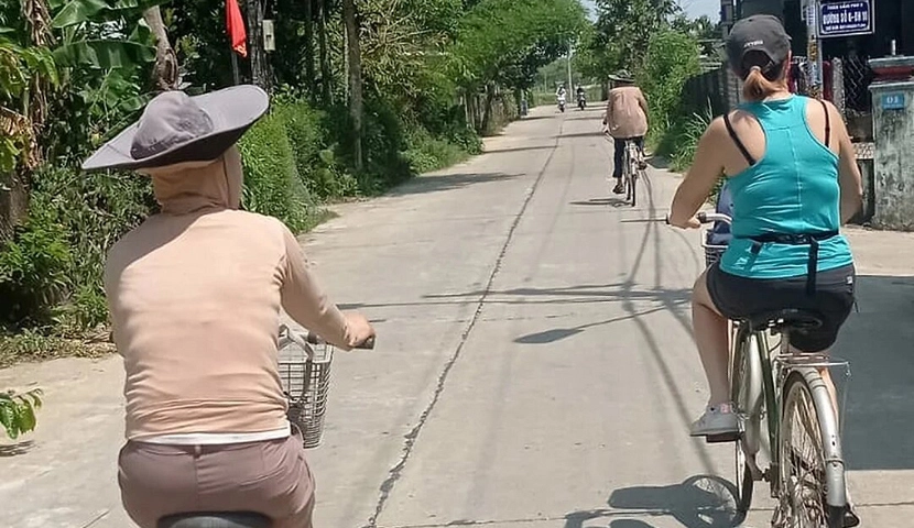 Women on Bicycle Adventures